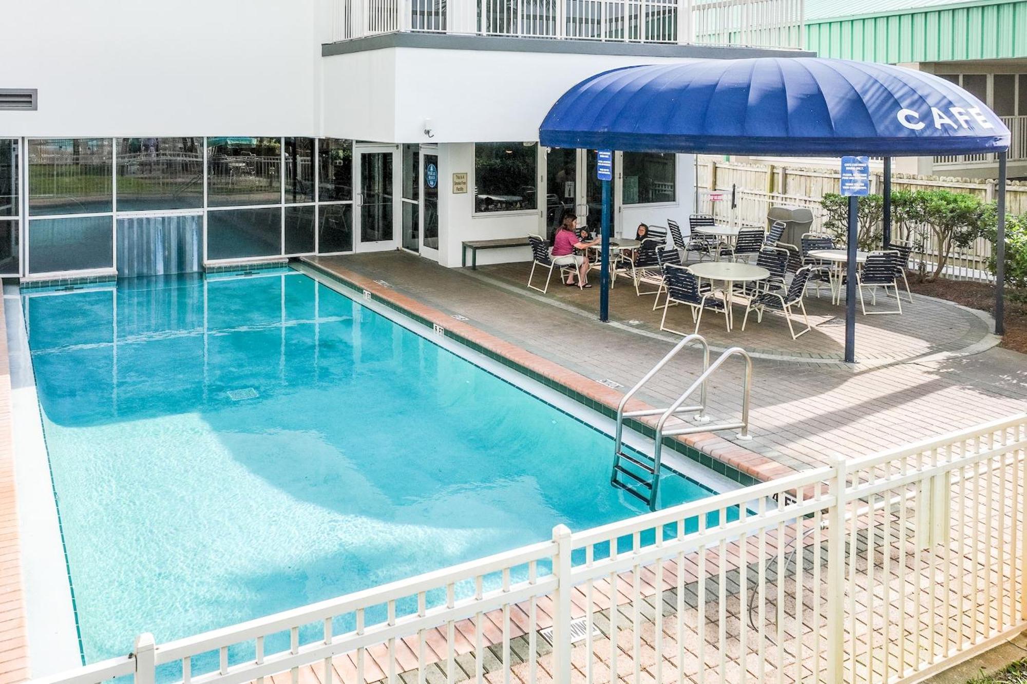 Pelican Beach Resort By Panhandle Getaways Destin Exteriör bild