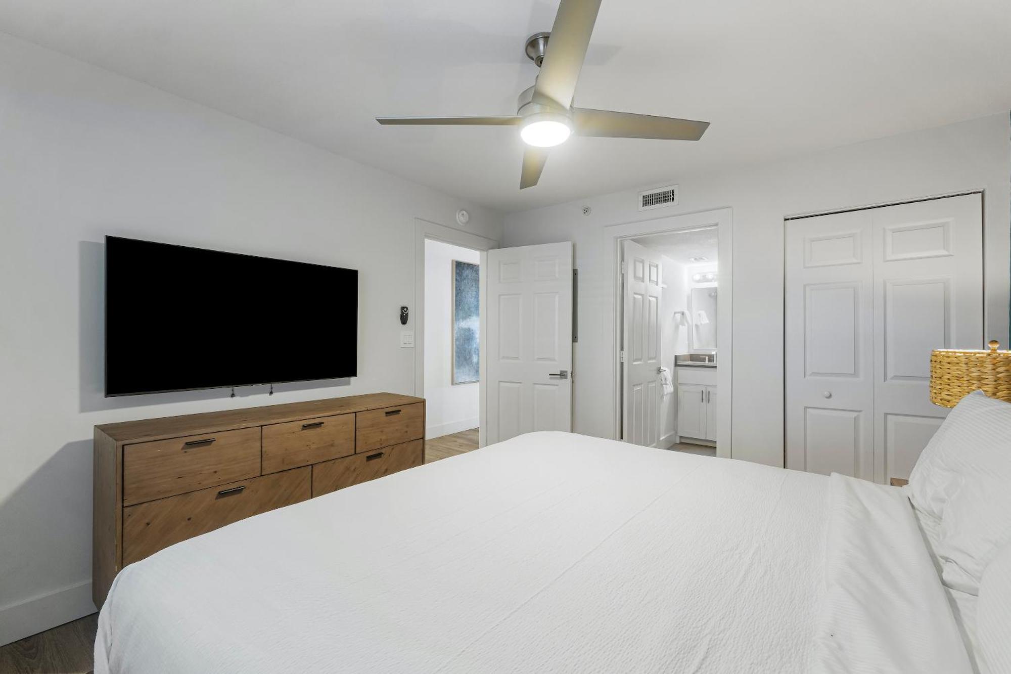 Pelican Beach Resort By Panhandle Getaways Destin Rum bild