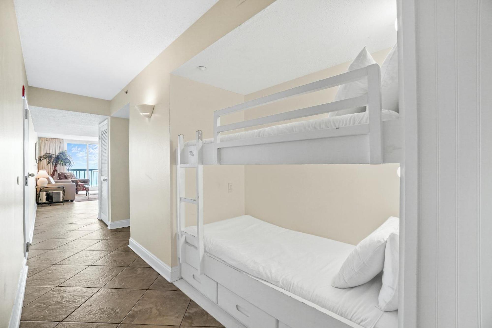 Pelican Beach Resort By Panhandle Getaways Destin Rum bild